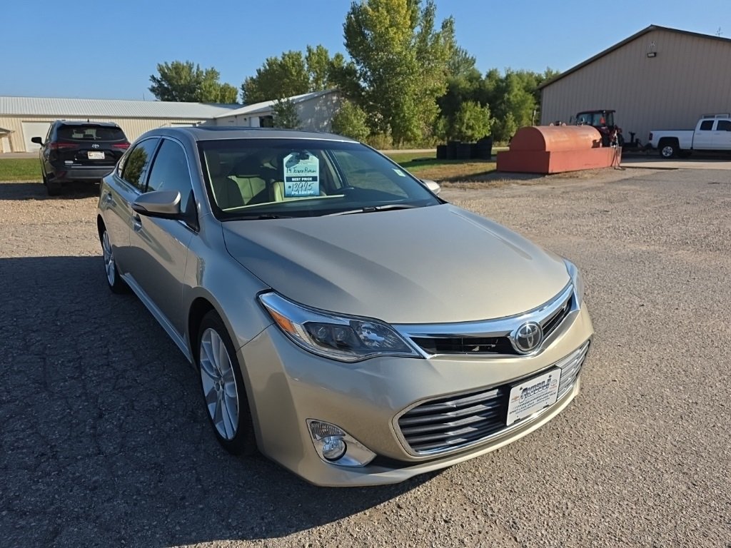 2014 Toyota Avalon Limited photo 4