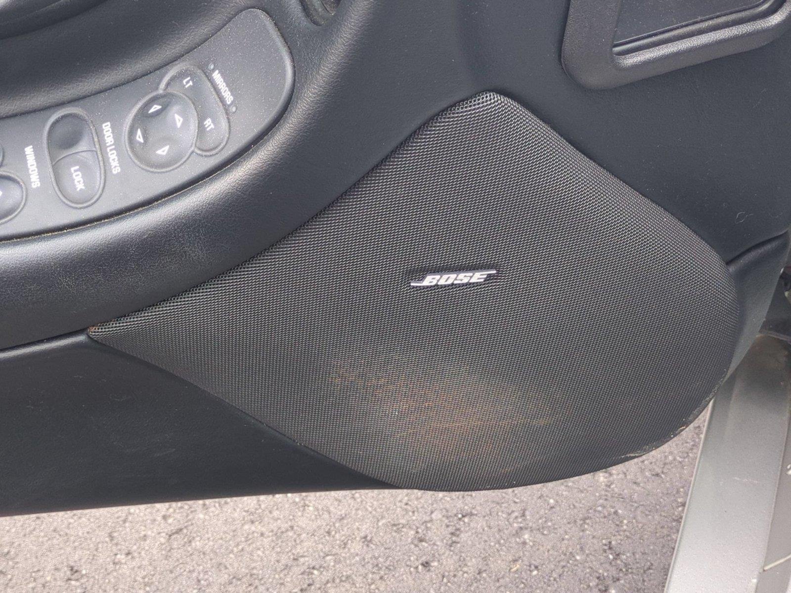 Used 2004 Machine Silver Metallic Chevrolet  image 17