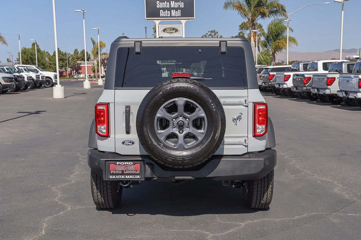 New 2026 Avalanche Gray Ford Big Bend® image 5