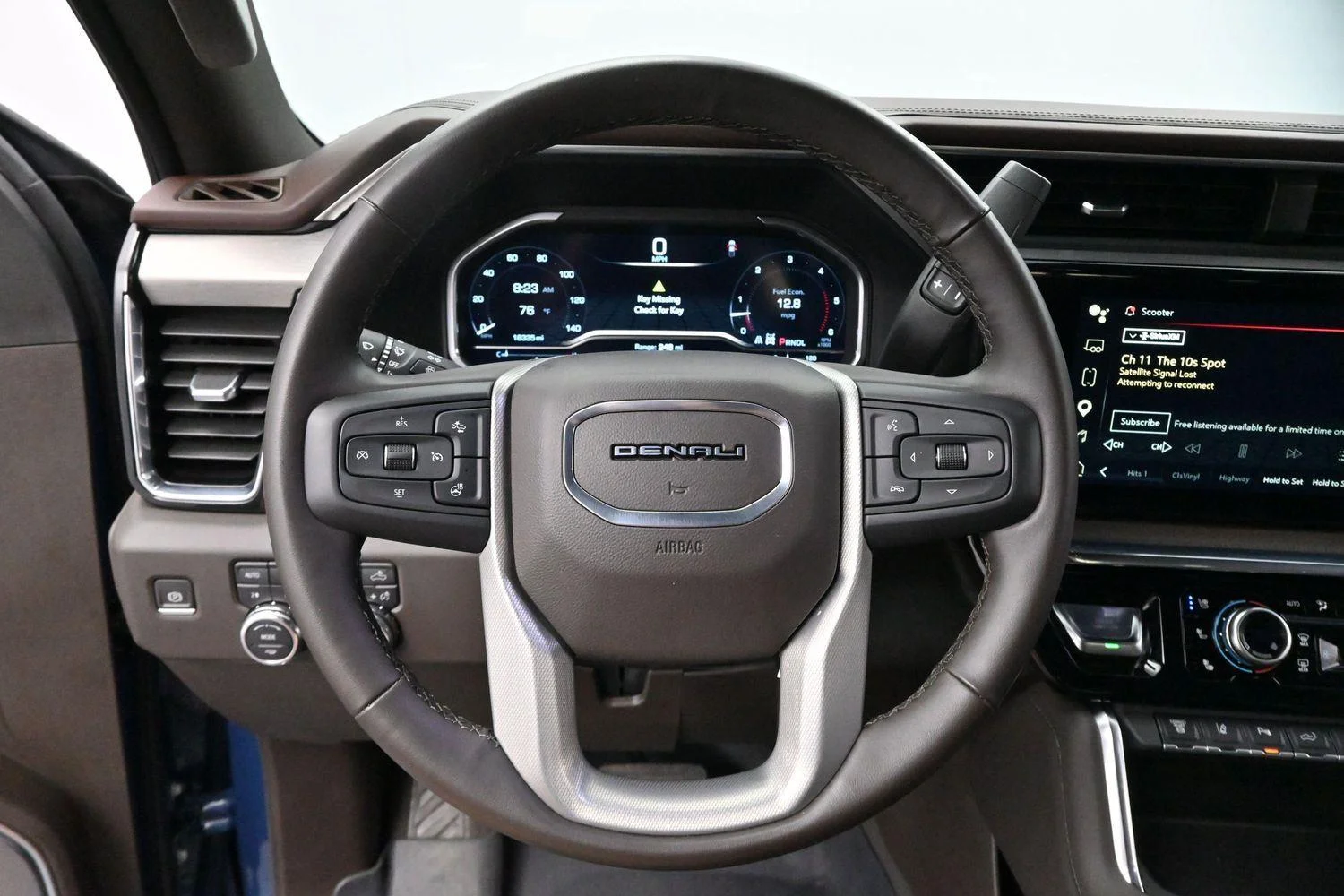 Used 2024 Downpour Metallic GMC Denali image 15