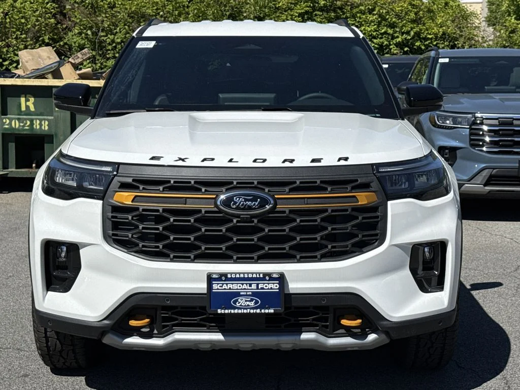 New 2026 White Ford Tremor image 2