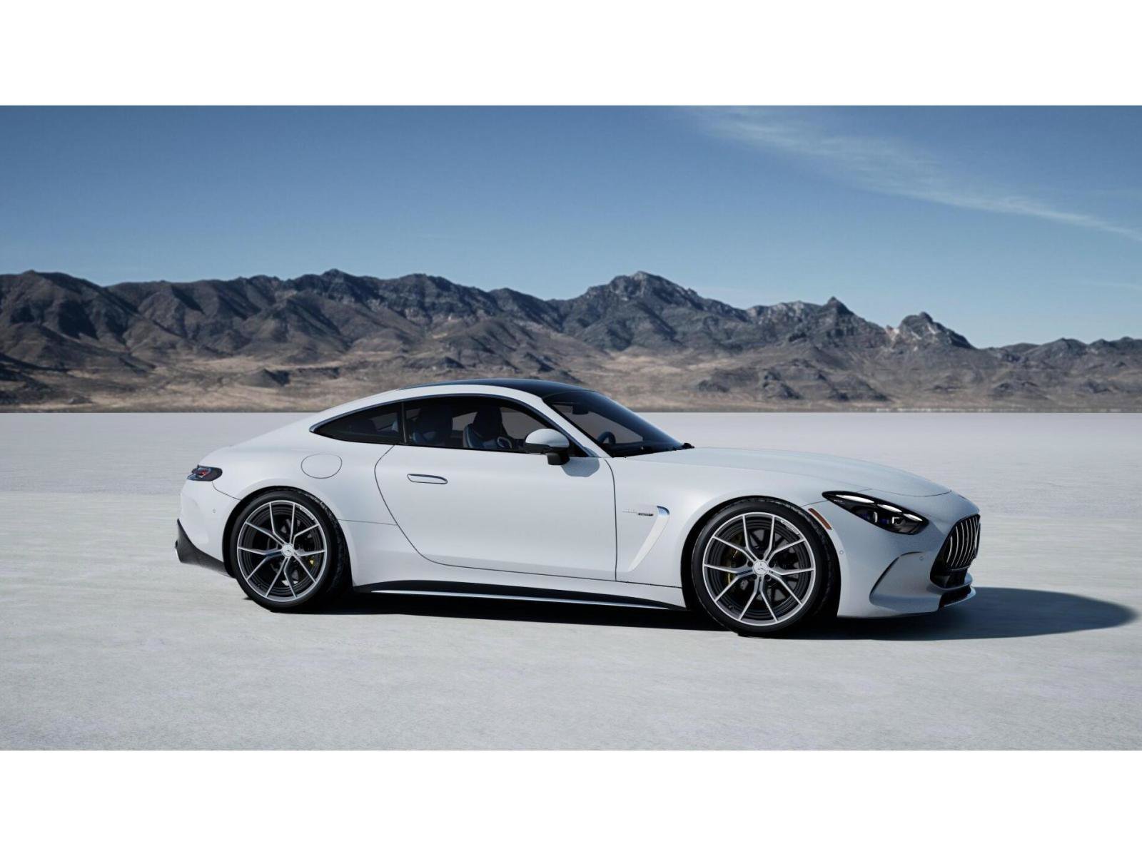 New 2027 MANUFAKTUR Moonlight White Metallic Mercedes-Benz  image 14