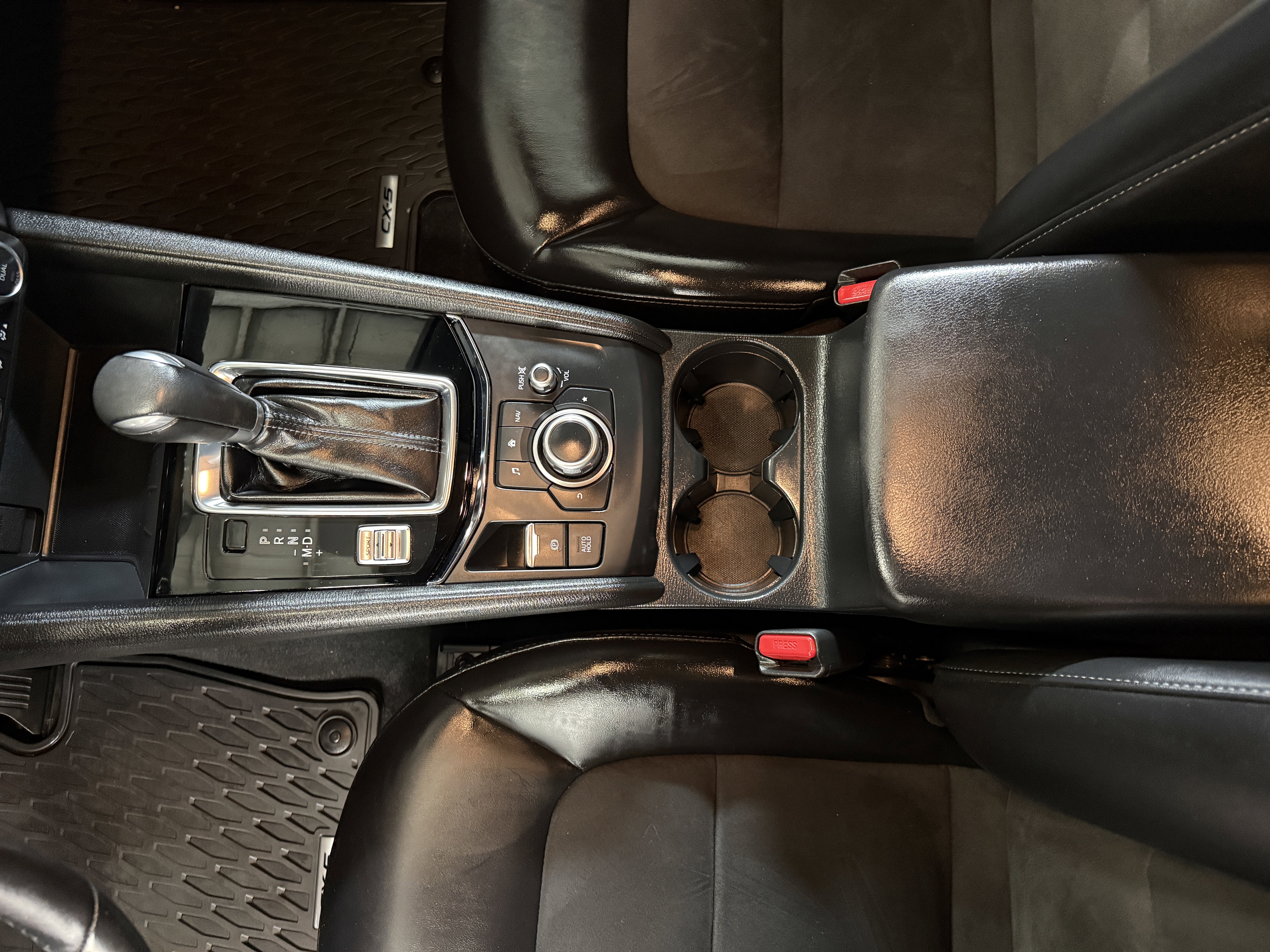 Used 2018 Eternal Blue Mica Mazda Touring image 17