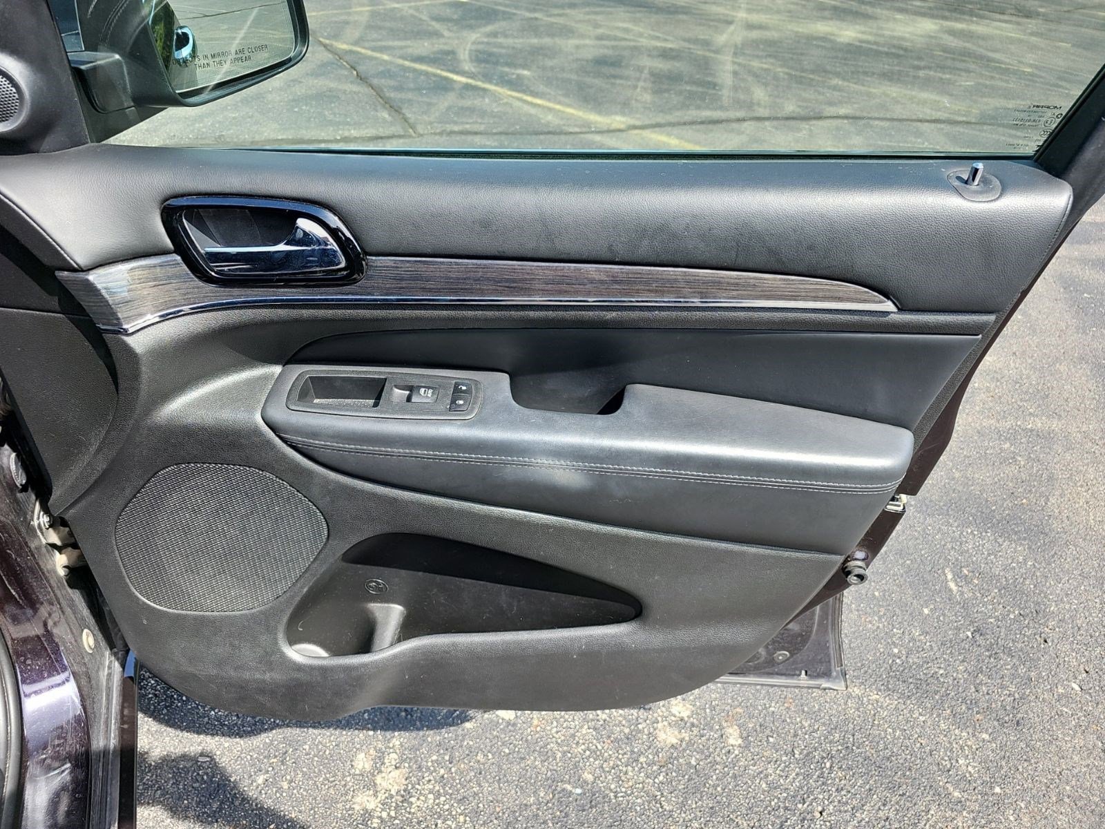 Used 2019 Sangria Metallic Clearcoat Jeep Overland image 14