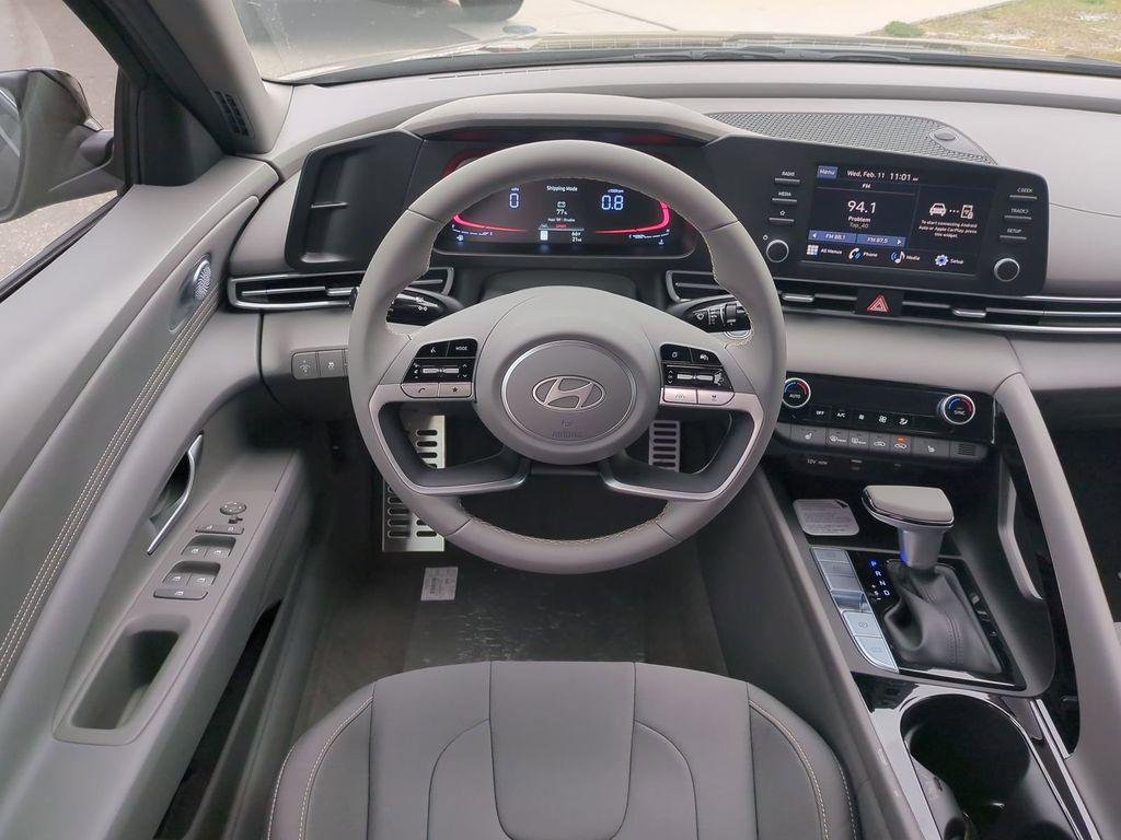 New 2026 Black Hyundai SEL Sport Premium image 17