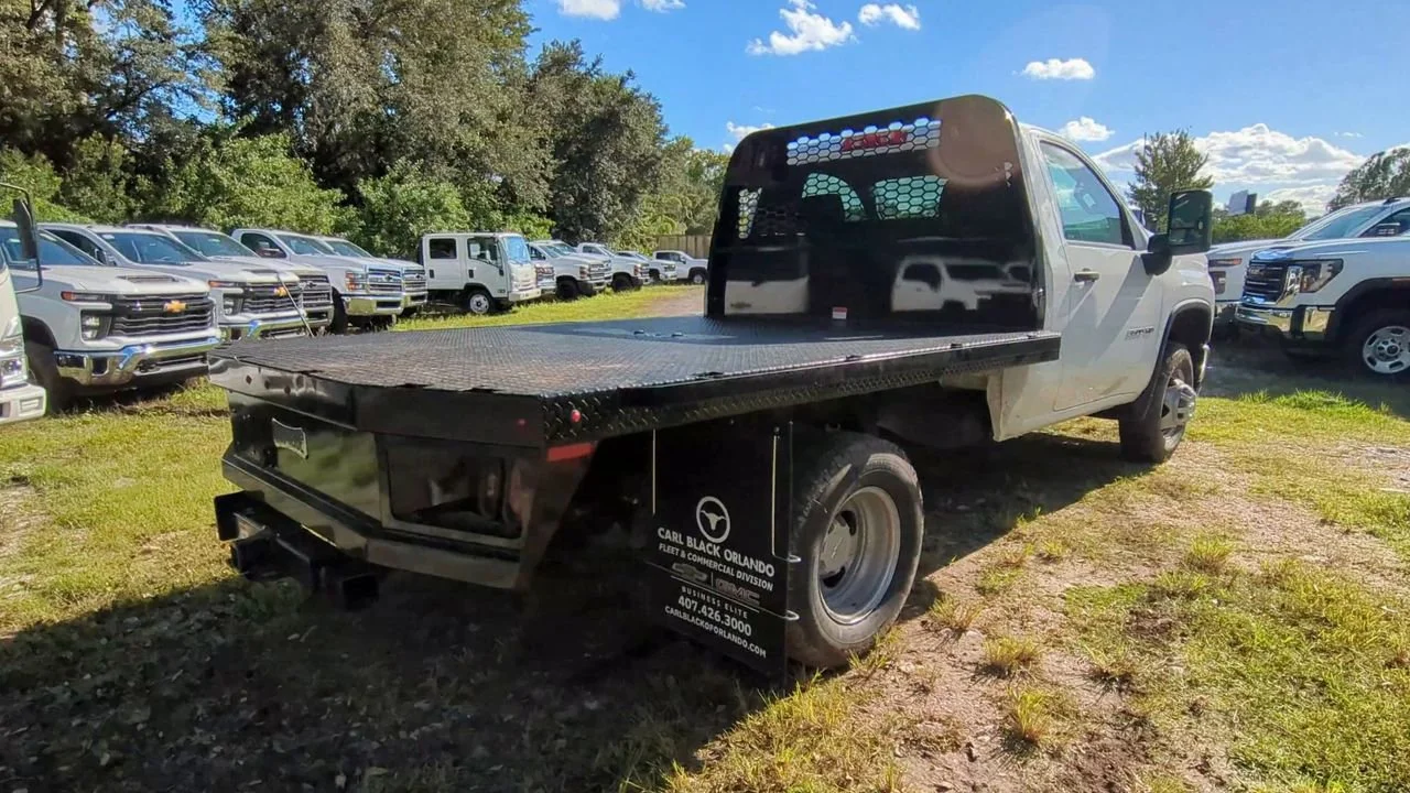 2025 Chevrolet Silverado 3500 HD Work Truck - Photo 8