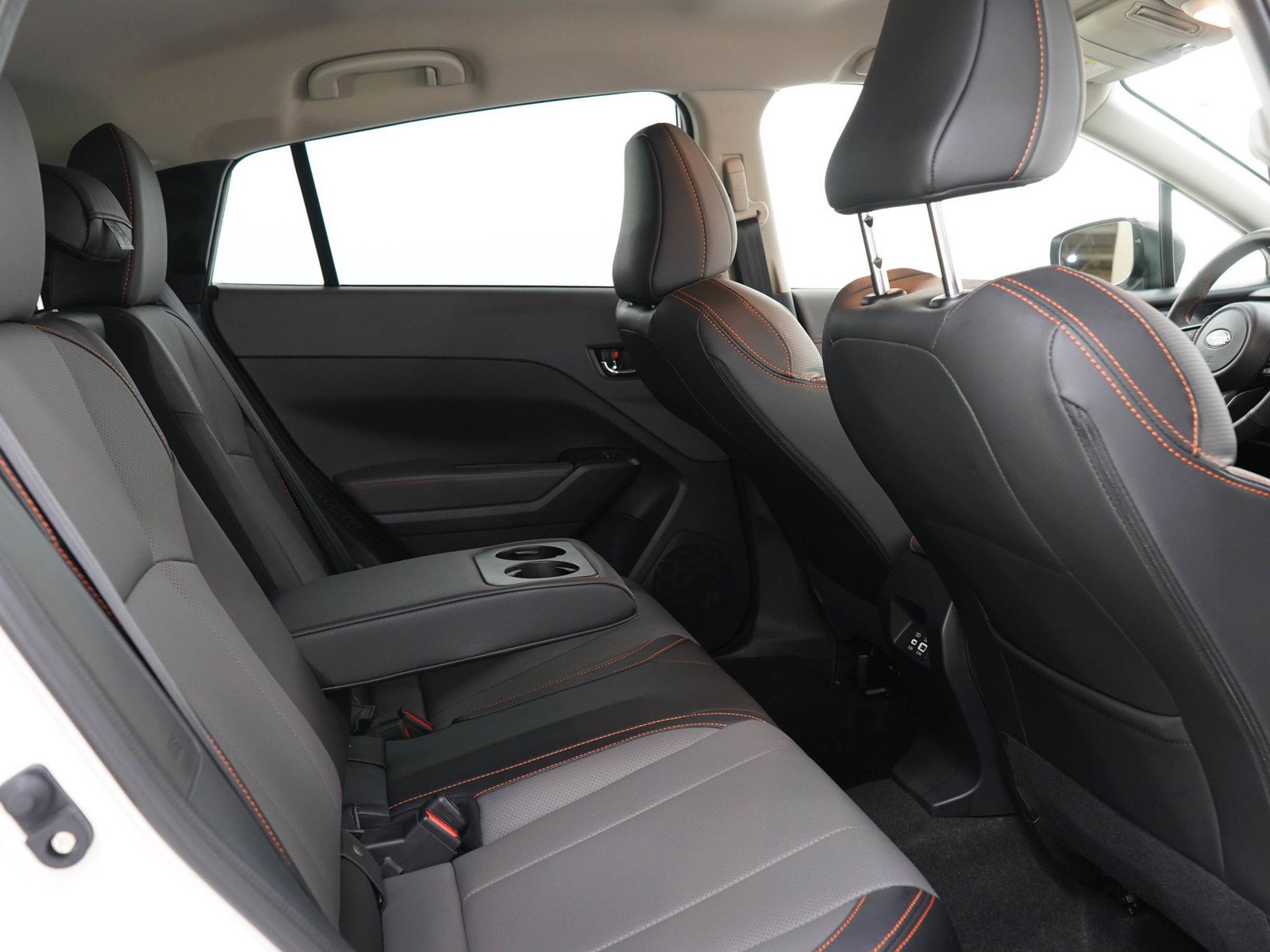 Used 2026 Crystal White Pearl Subaru Limited image 13