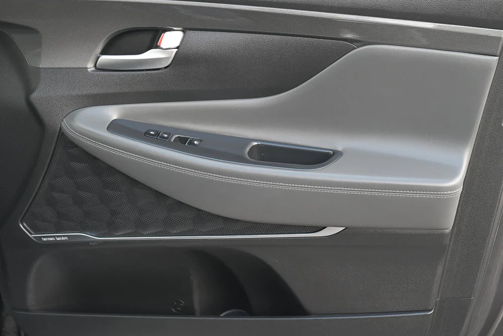 Used 2023 Gray Hyundai Limited image 21