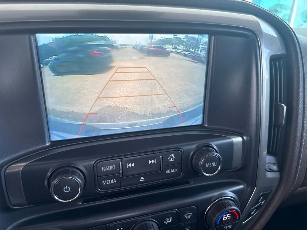 Used 2018 Summit White Chevrolet LTZ image 20