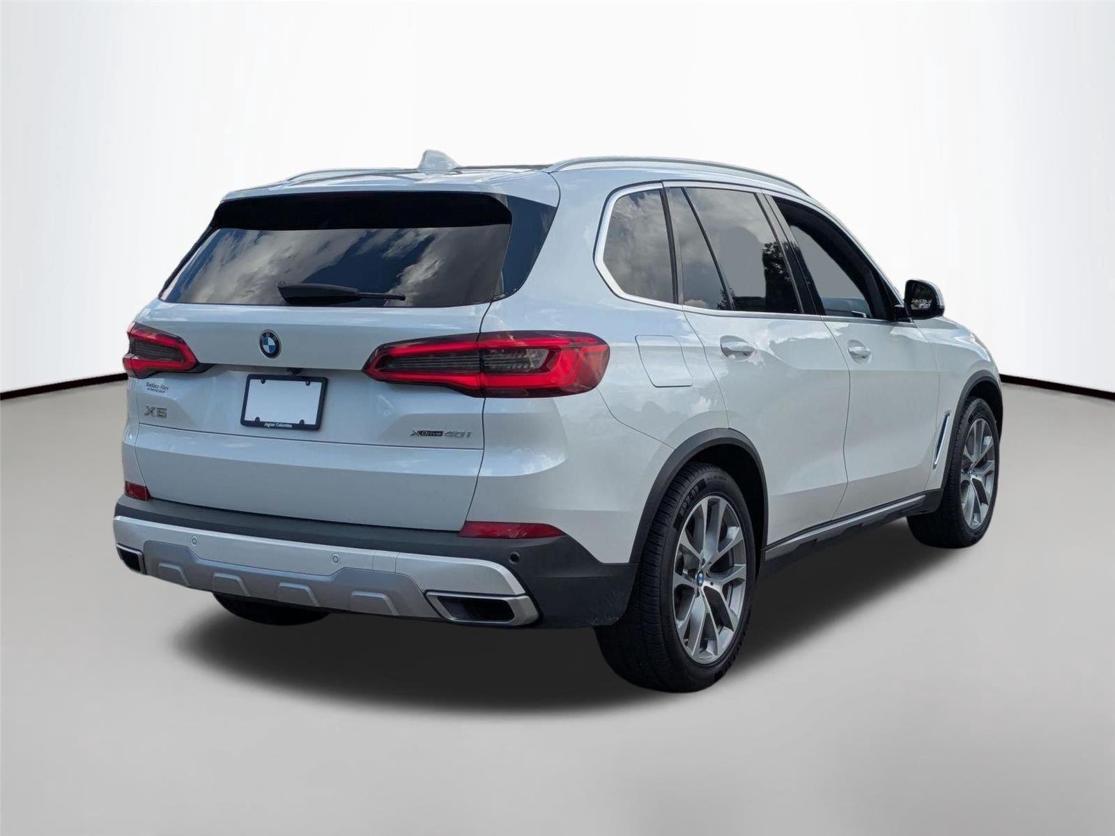 Used 2019 Mineral White Metallic BMW xDrive40i image 5