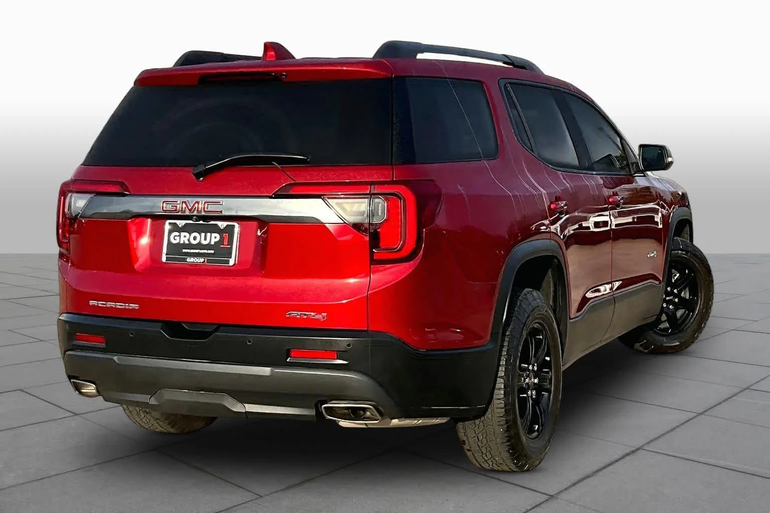 Used 2023 VOLCANIC RED TINCOAT GMC AT4 image 24