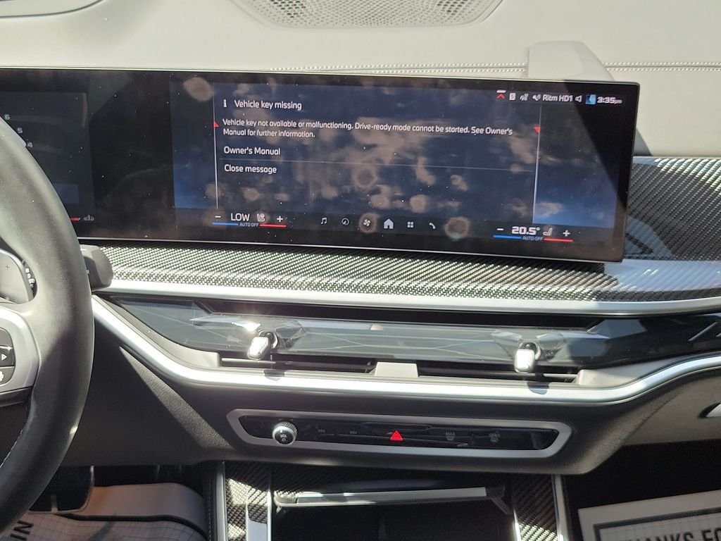Used 2025 Gray BMW M60i image 17