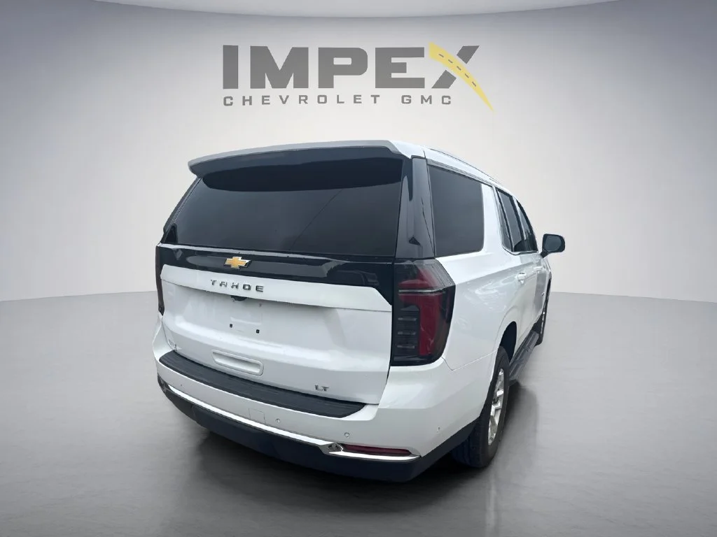 Used 2025 Summit White Chevrolet LT image 5
