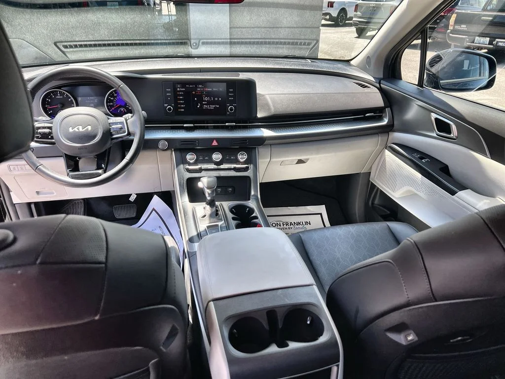 Used 2023 Black Kia LX Seat Package image 20
