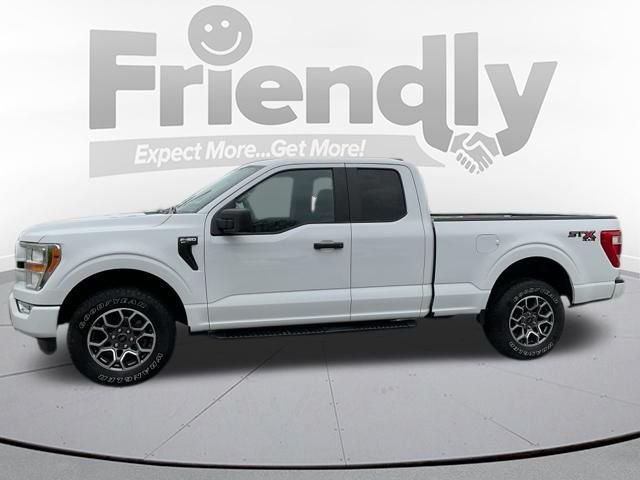 Used 2021 White Ford XL image 6