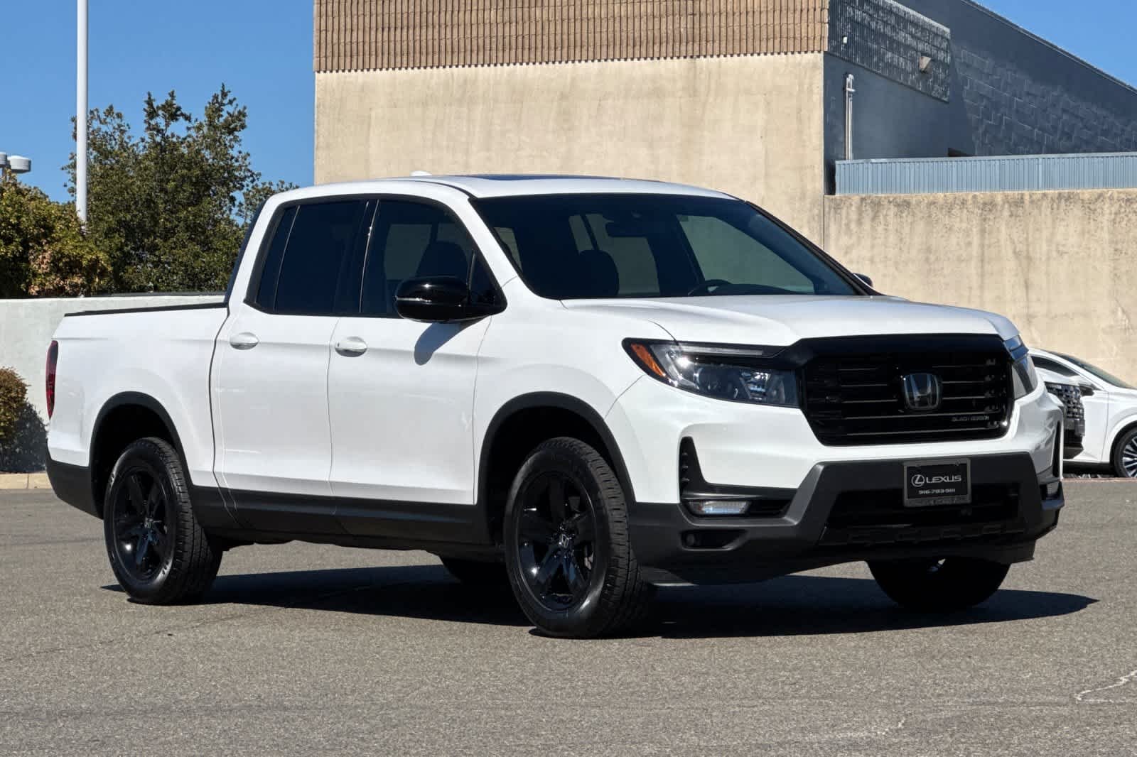 Used 2023 Platinum White Pearl Honda Black Edition image 5