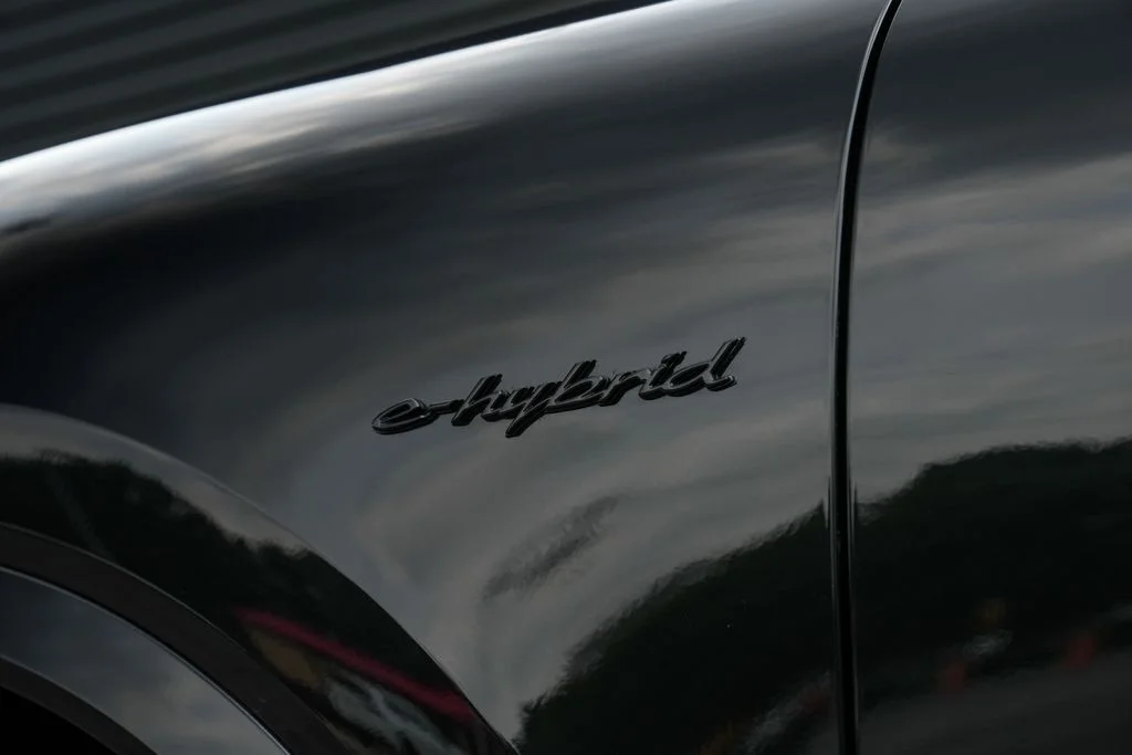 Certified Used 2025  Porsche Base image 13