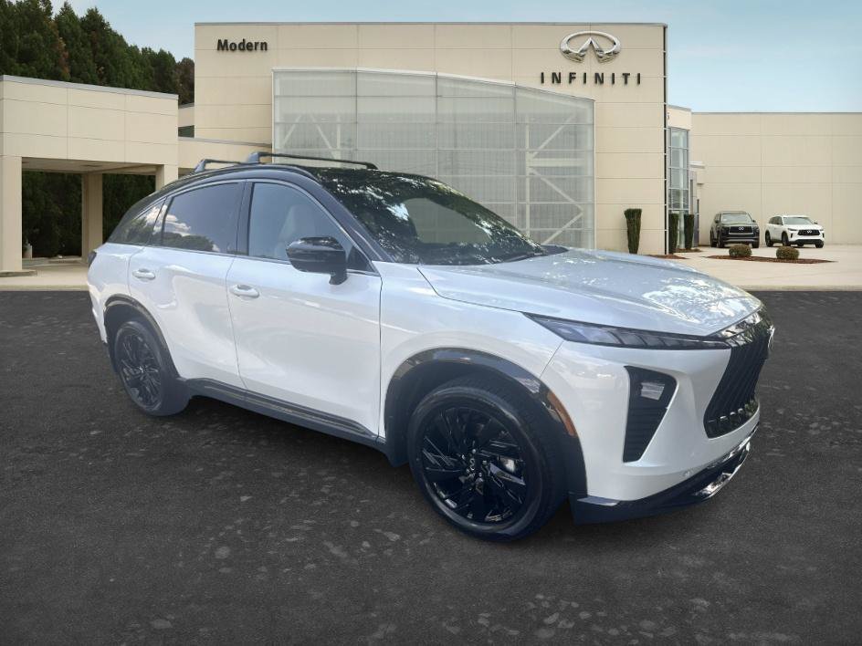 New 2027 Radiant White/Black Obsidian INFINITI SPORT image 3