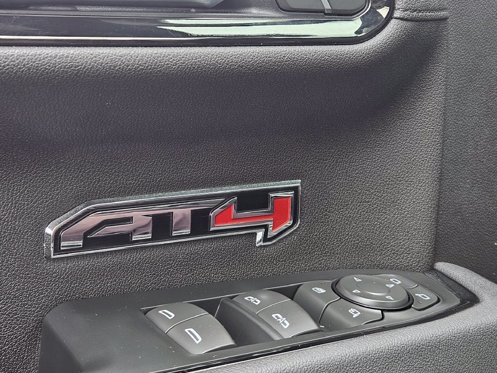 2025 GMC Sierra 1500 AT4 - Photo 29
