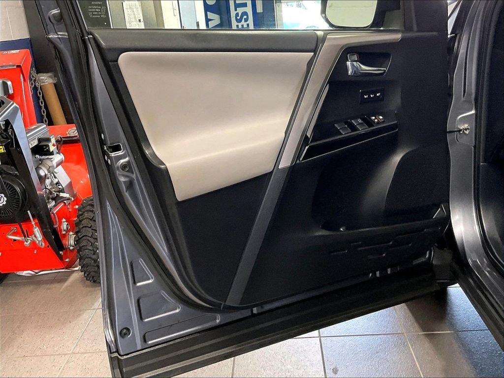 Used 2016 Gray Toyota Limited image 9