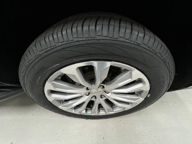Used 2023 Black GMC Denali image 35