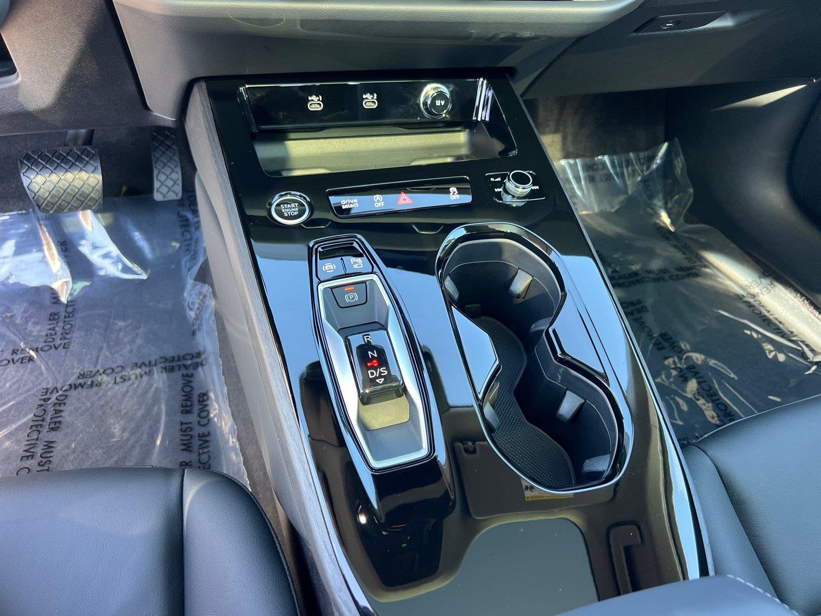 Used 2025 Glacier White Metallic Audi Premium image 32