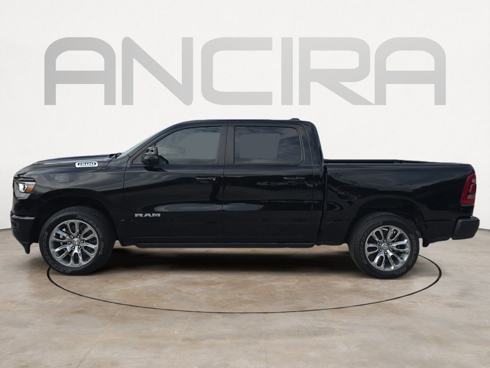 Certified Used 2024 Diamond Black Crystal Pearlcoat Ram Laramie image 7