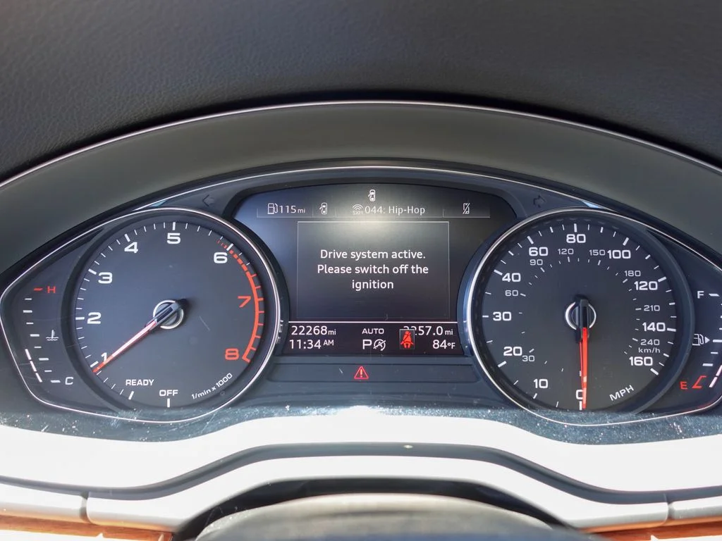 Used 2023 White Audi 45 S line Premium image 15