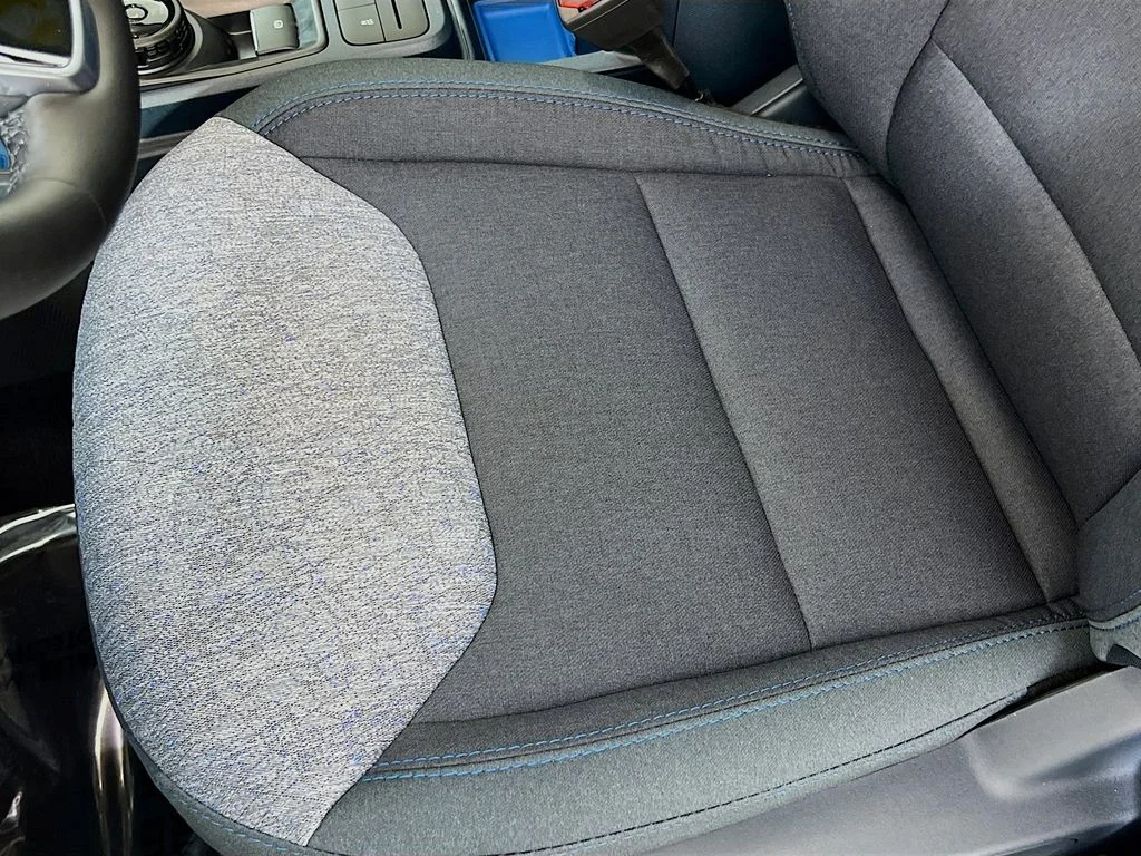 New 2026 Space White Metallic Ford XLT image 23