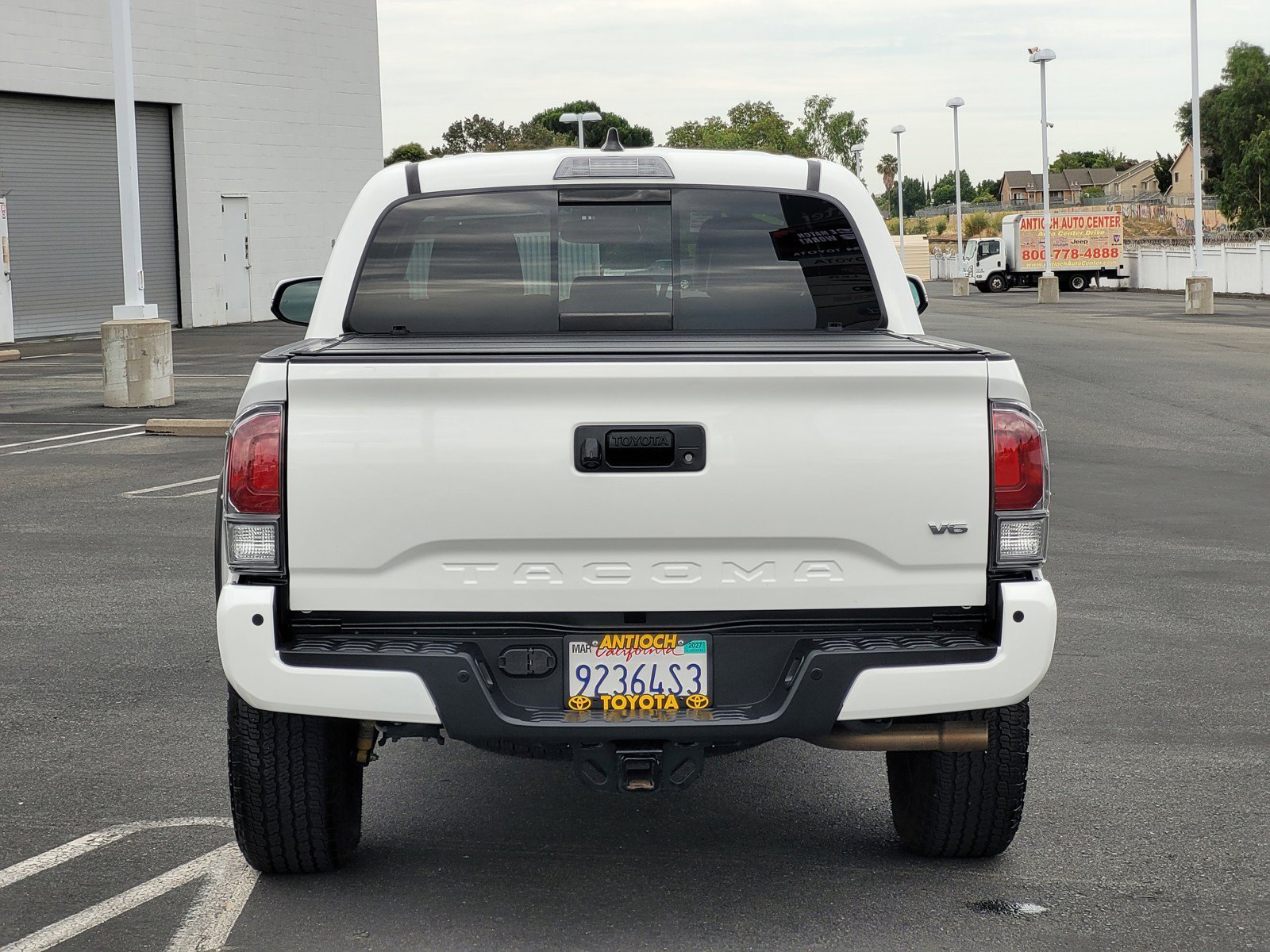 Used 2023 White Toyota  image 5