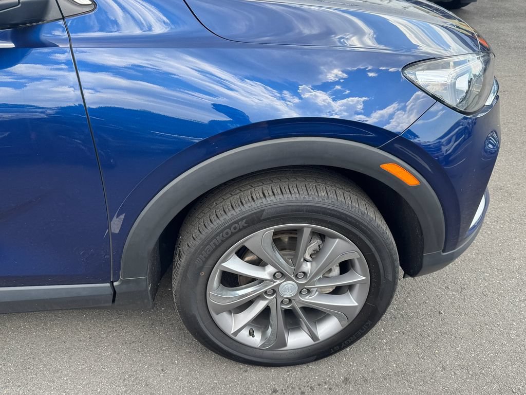 Used 2023 Sapphire Metallic Buick Select image 8