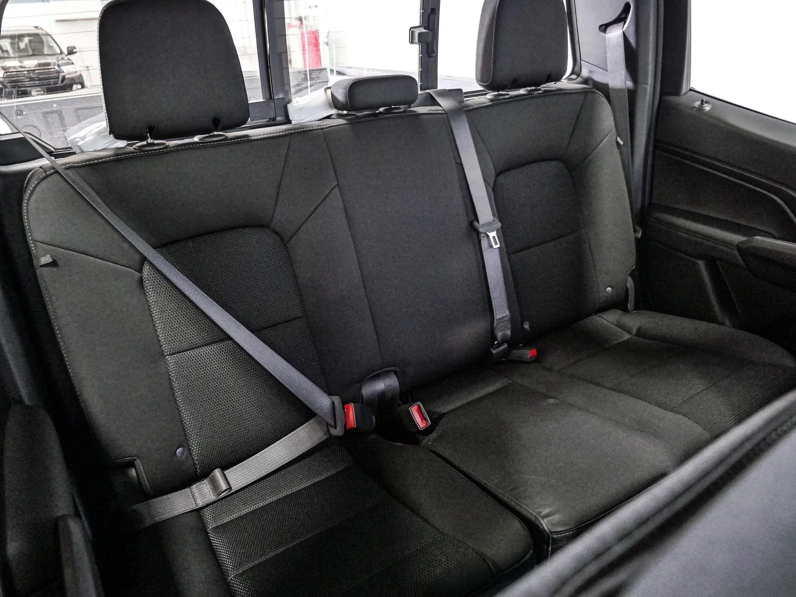 2026 GMC Canyon Elevation - Photo 25