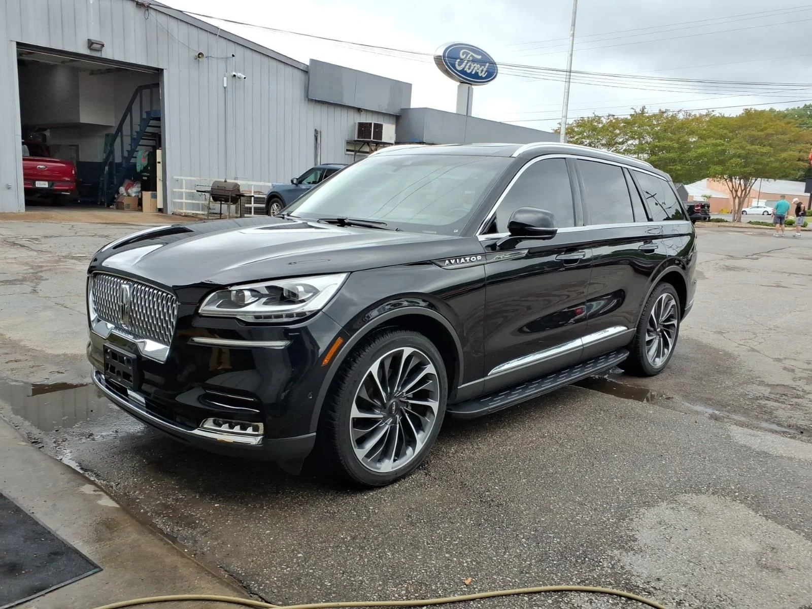 2023 Lincoln Aviator Reserve AWD's photo