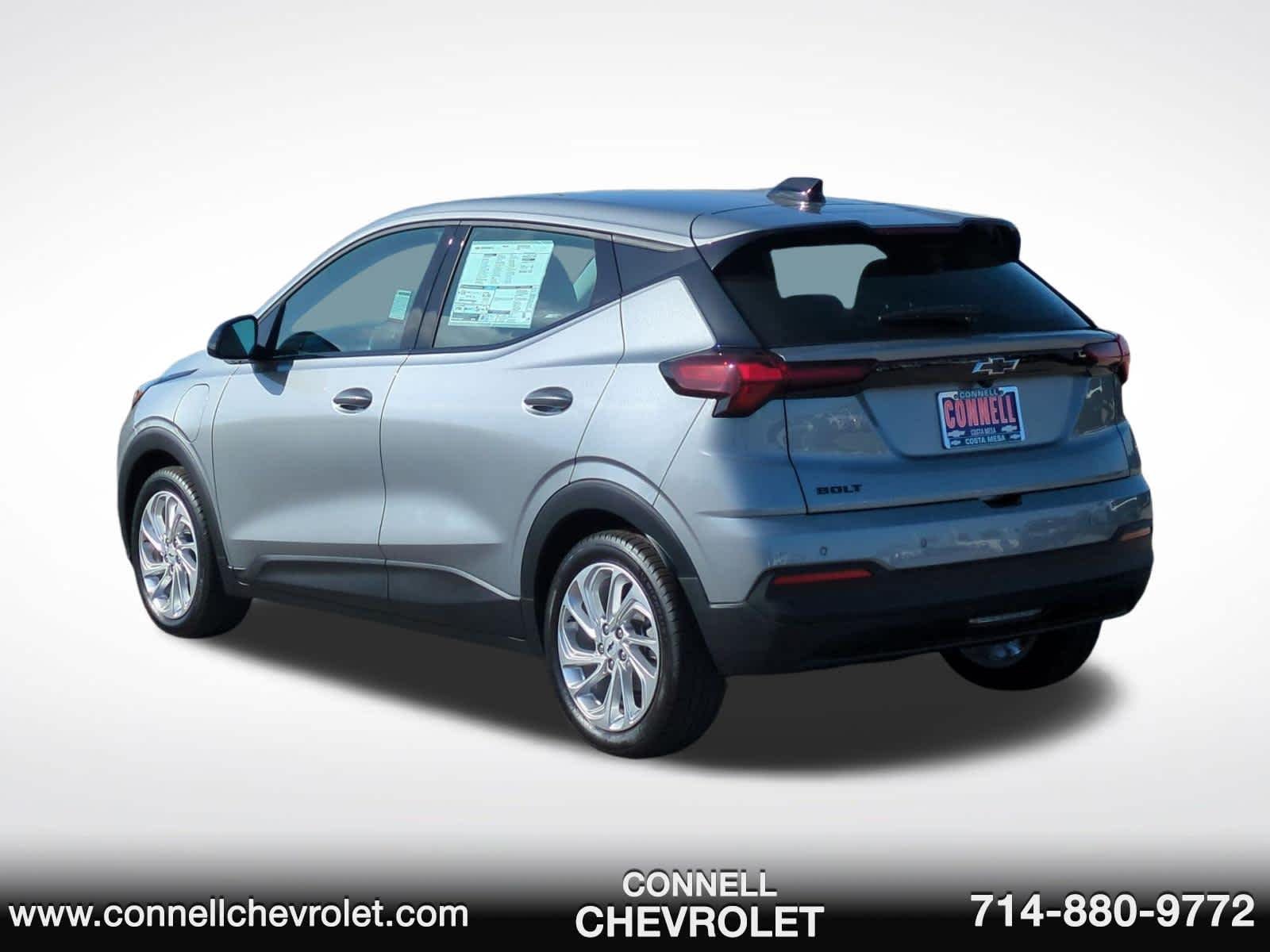 2027 Chevrolet Bolt LT - Photo 7