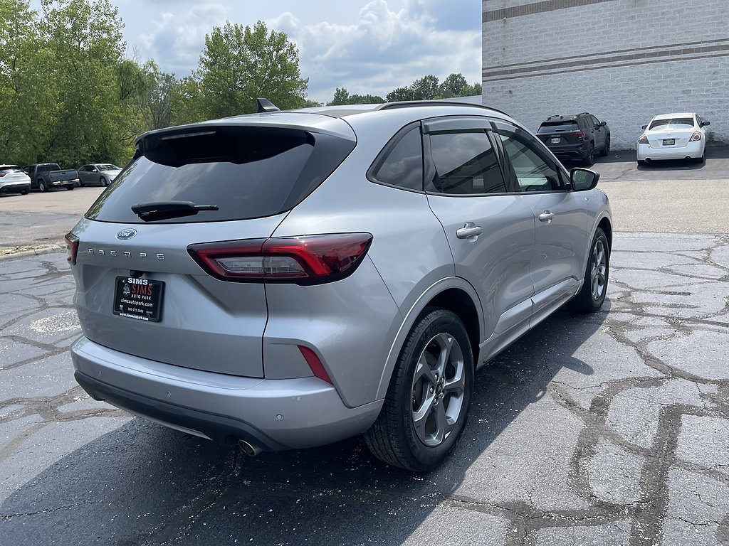 2024 Ford Escape ST-Line - Photo 12
