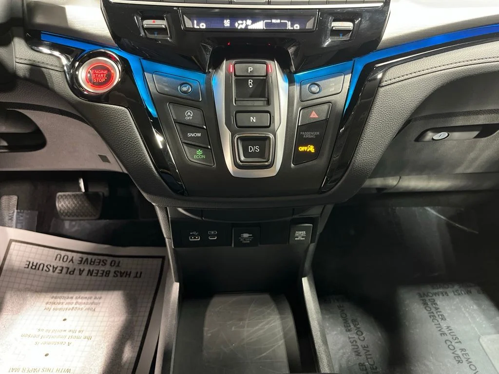 2025 Honda Odyssey Touring - Photo 25