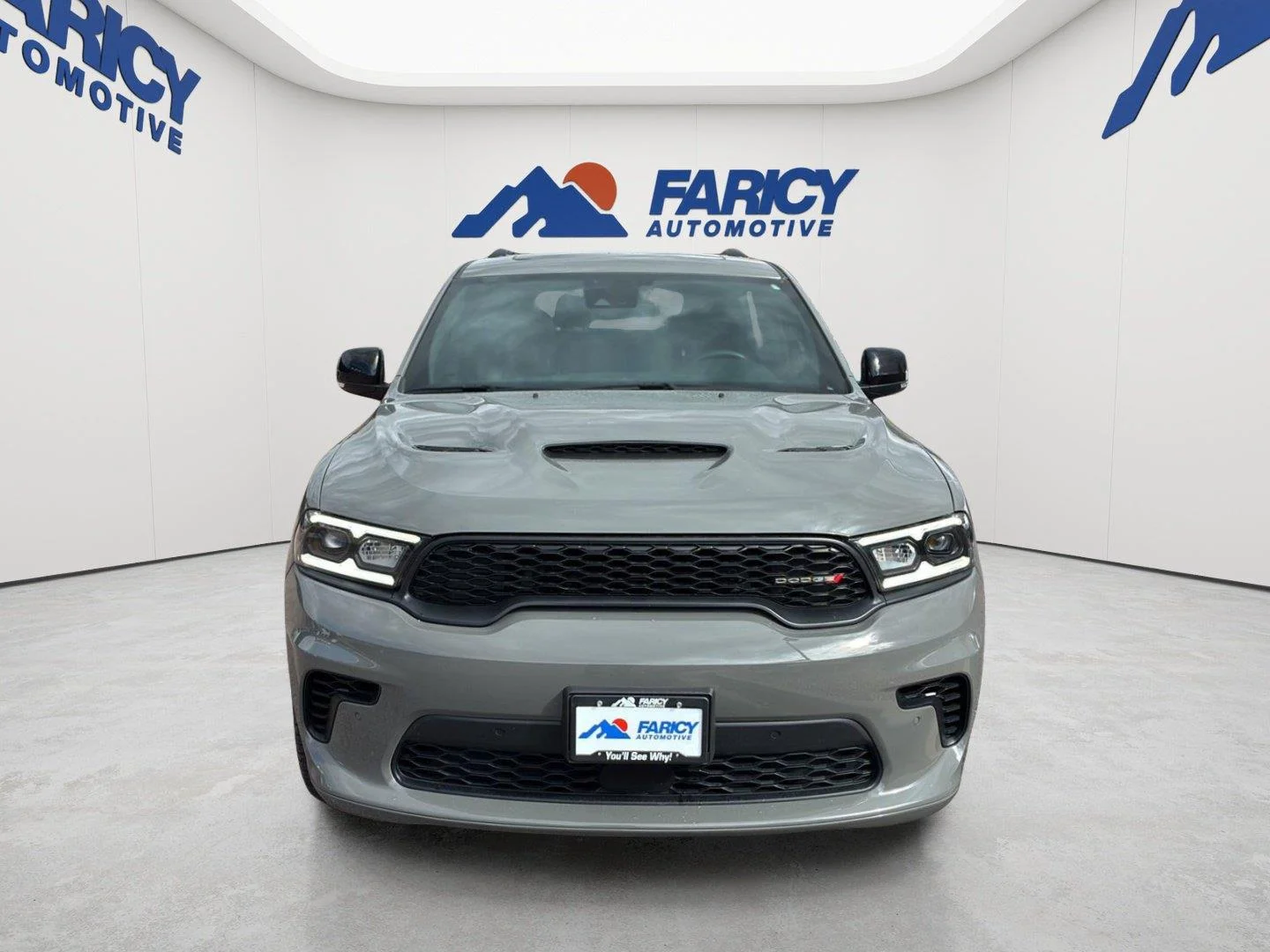 Used 2025 Destroyer Gray Clearcoat Dodge R/T Premium image 2