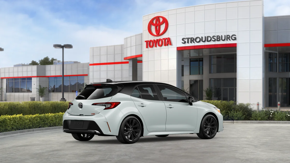 2026 Toyota Corolla Hatchback XSE - Photo 36