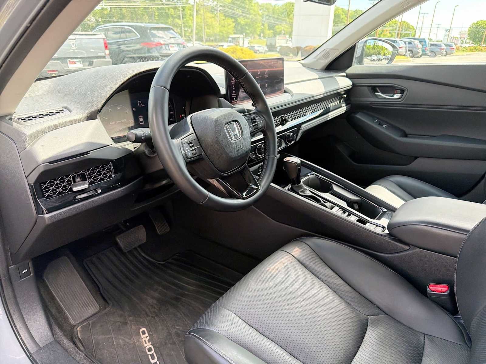 2023 Honda Accord Hybrid EX-L - Photo 10
