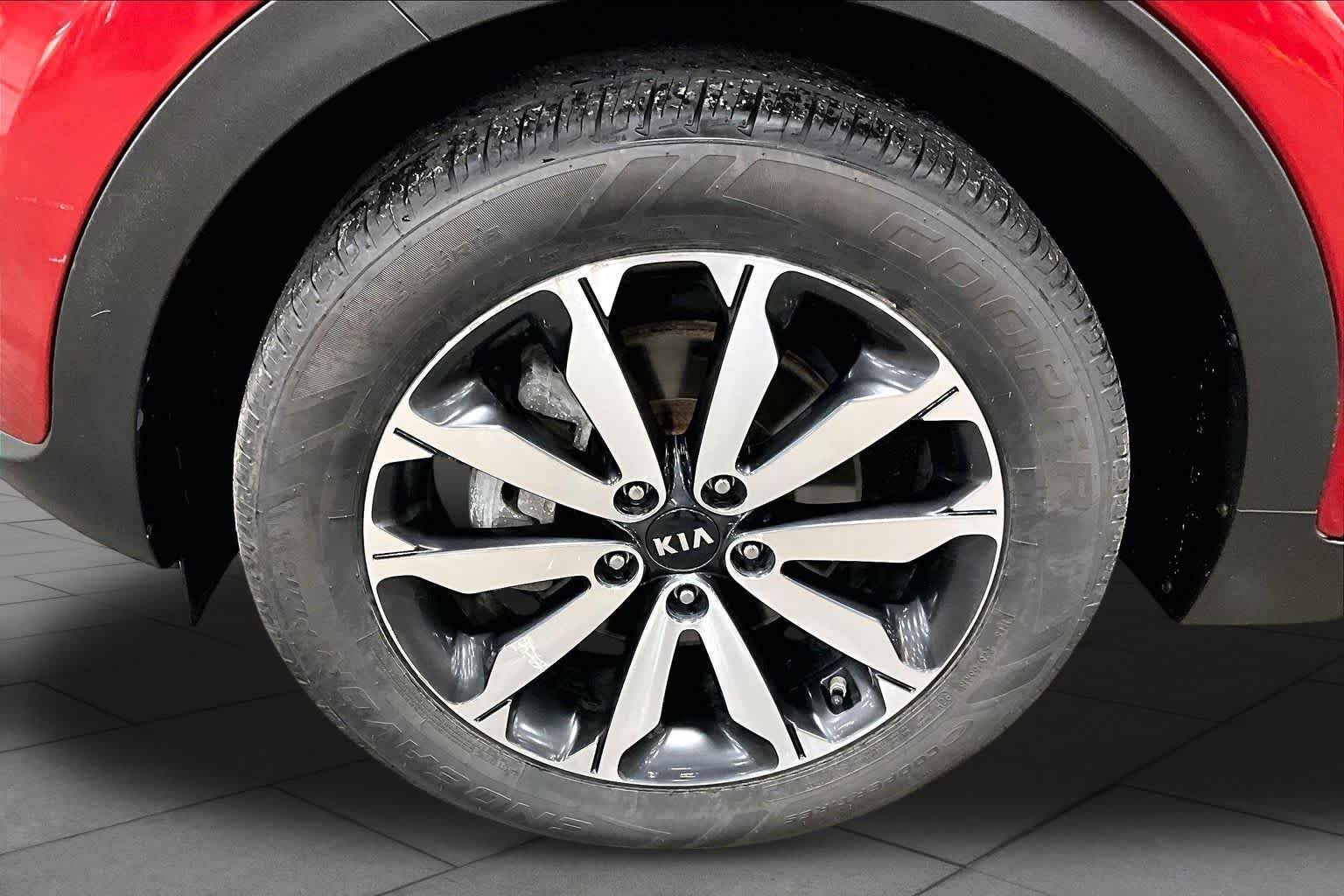 Used 2019 Hyper Red Kia EX image 11