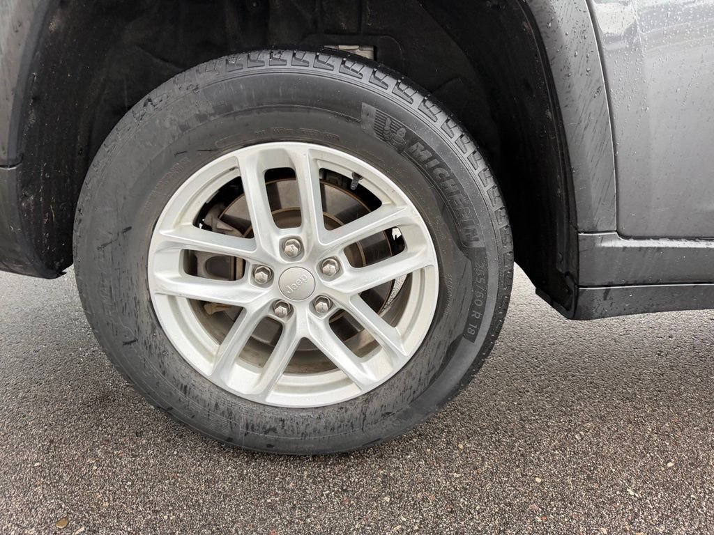 Used 2023 Gray Jeep Laredo image 42