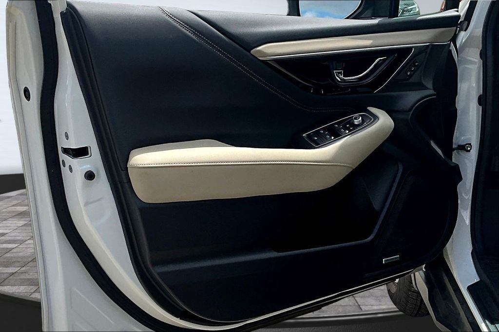 Used 2025 White Subaru Limited image 17