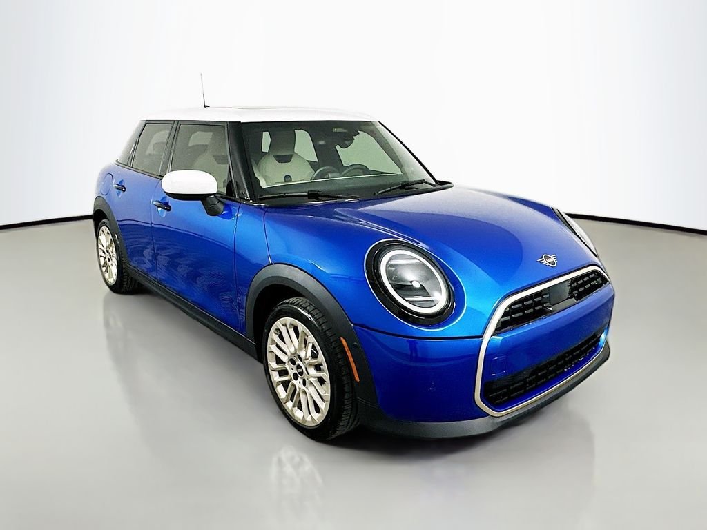 Certified Used 2025 Blue MINI Signature Plus image 3