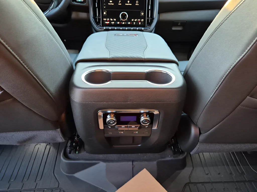 New 2026 GMC Yukon XL AT4, photo 31