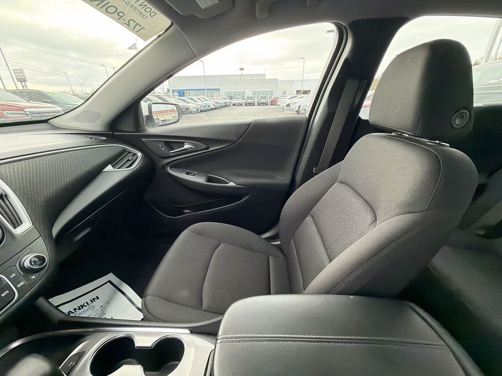 Used 2024 White Chevrolet LT image 15