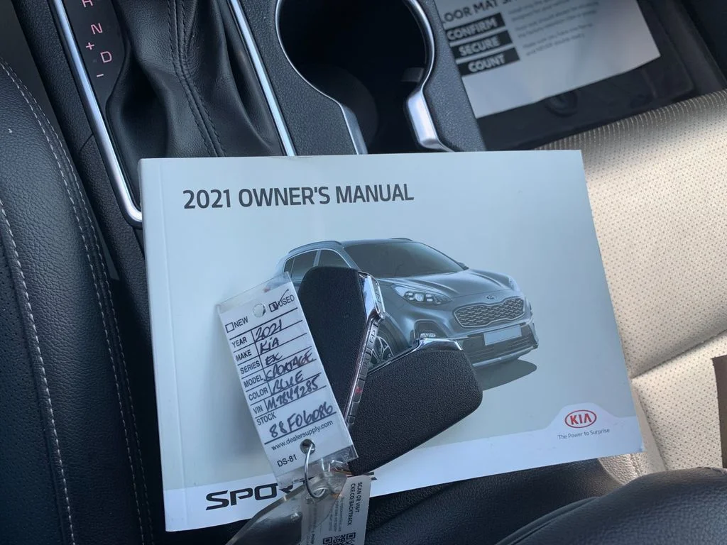 Used 2021 Blue Kia EX image 9