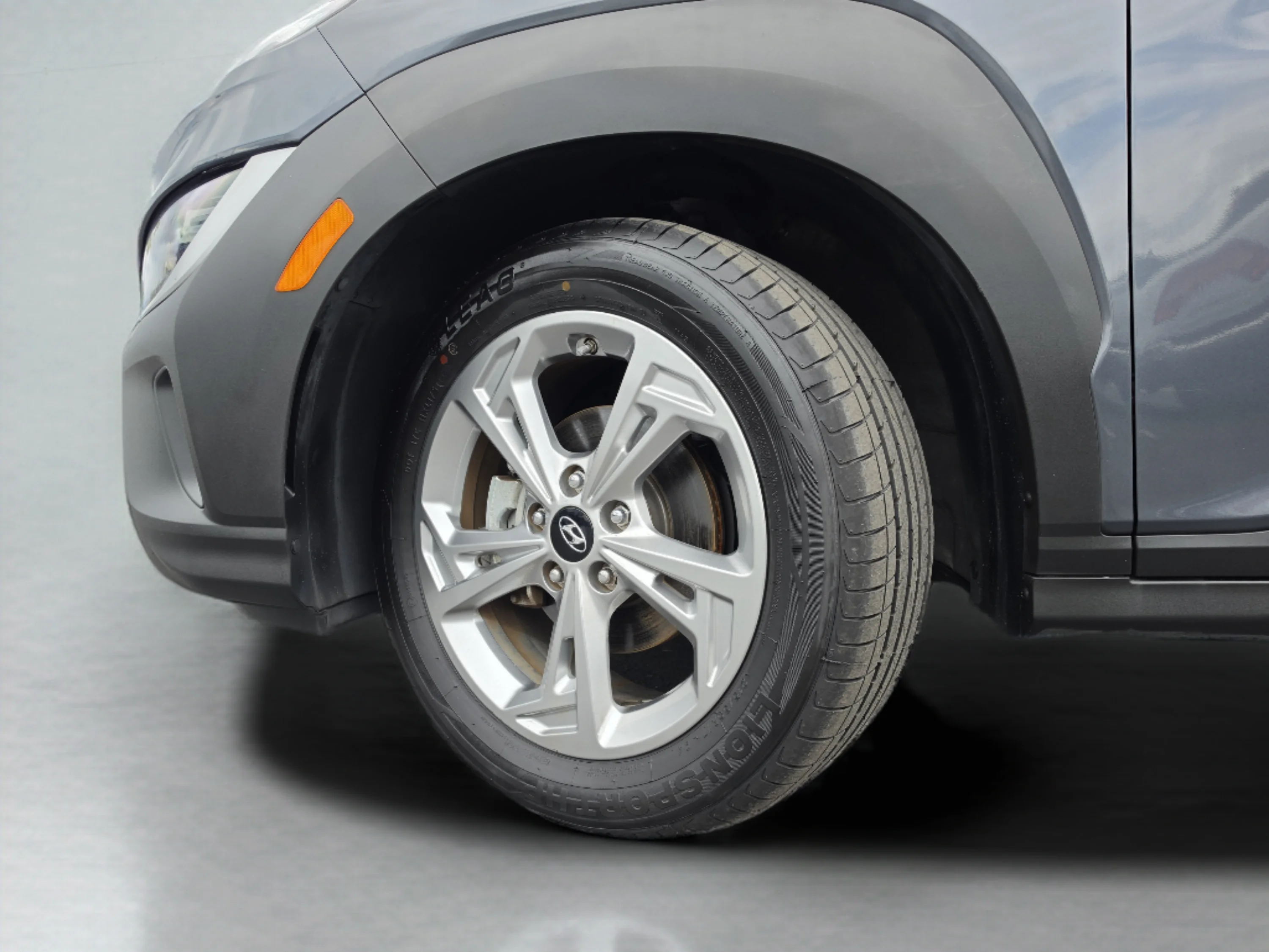 Used 2022 Thunder Gray Hyundai SEL image 36