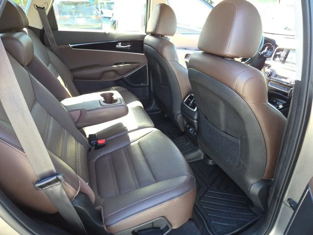 Used 2019 Silver Kia SX image 24