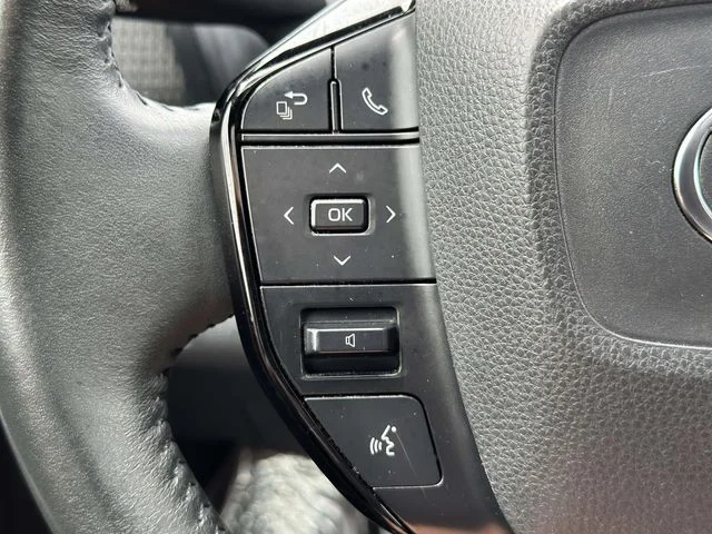 Used 2024 Silver Toyota XLE image 22