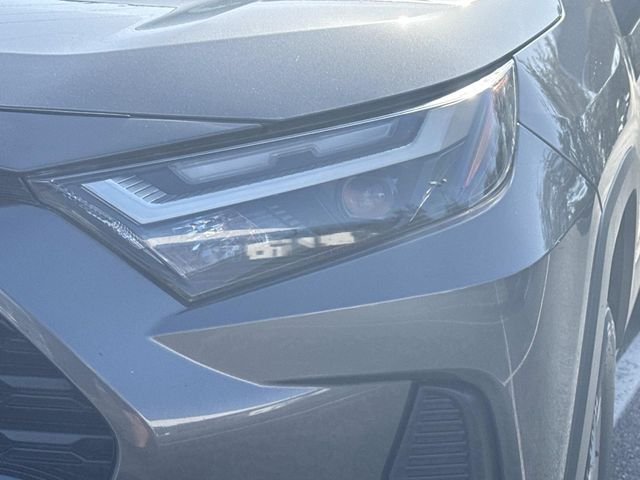 Used 2022 Magnetic Gray Metallic Toyota XLE image 10